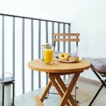 Comfy Apartment Matei Basarab